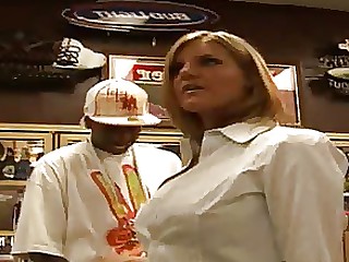 Sperme Interracial MILF