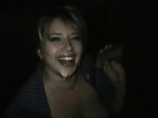 amateur pijpbeurt doggy style milf vrouw