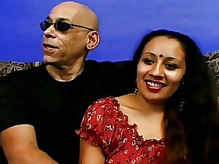 Bébé Pipe Brunette Big cock Chaud Un hôtel Indien Interracial